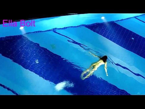 ❤️ Saya tidak bisa berhenti menonton, pirang muda tertangkap basah berenang di kolam resor ELLA BOLT ❤ Rusia porno di porno id.hentaisaturn.ru